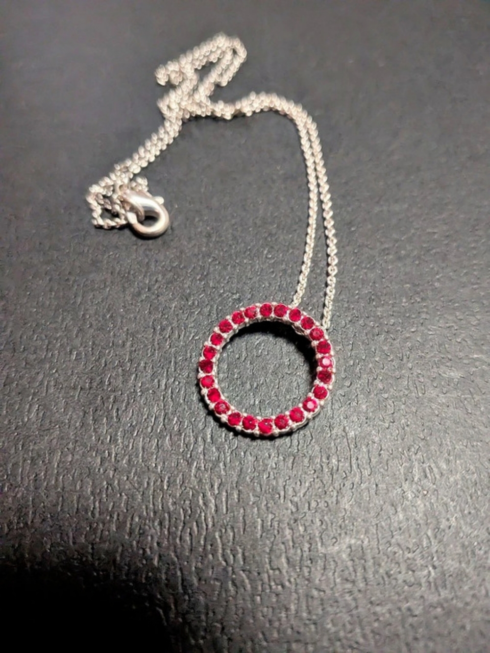 Vintage Signed SHB Ruby Red Crystal Eternity Circle Pendant Necklace ~ 17”